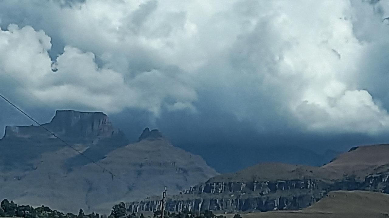 Misty Peaks Cloudlands Villa Bergview Exteriör bild