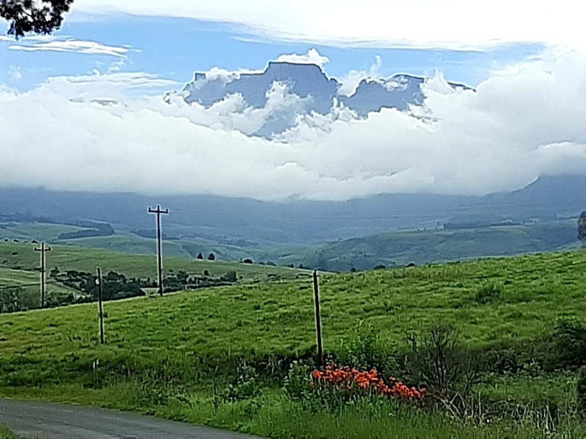 Misty Peaks Cloudlands Villa Bergview Exteriör bild