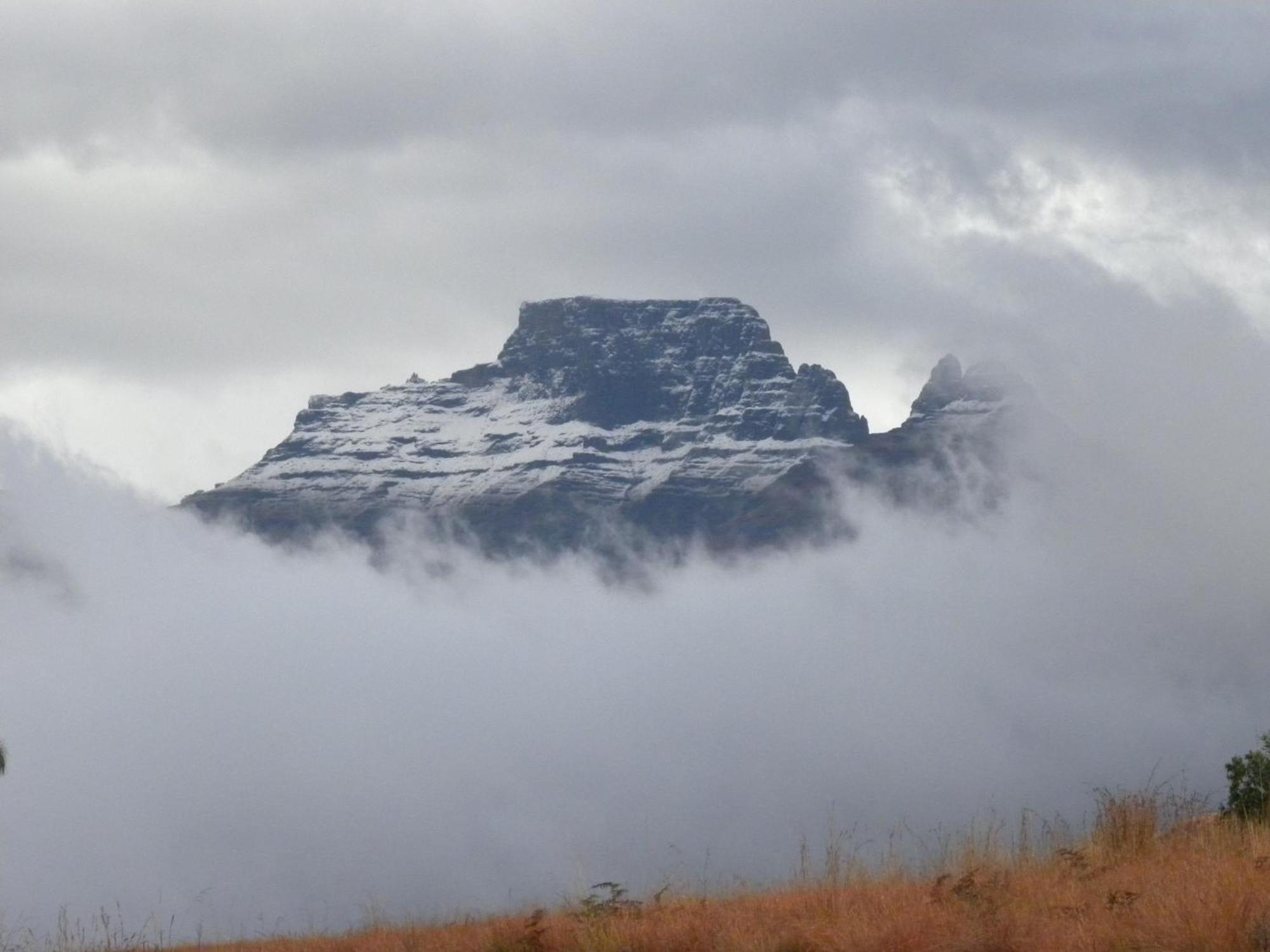 Misty Peaks Cloudlands Villa Bergview Exteriör bild